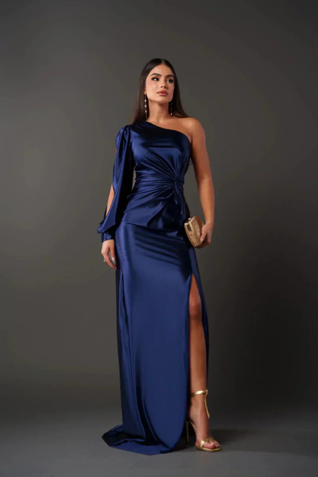 Vestido Satinado Una Manga Isidora™