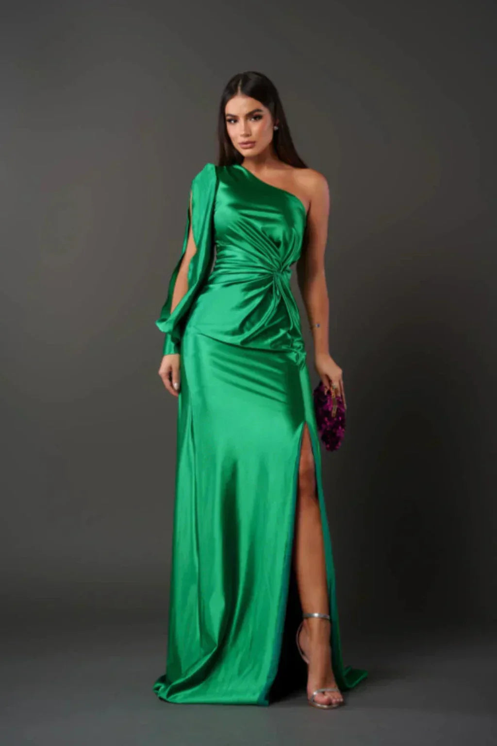 Vestido Satinado Una Manga Isidora™