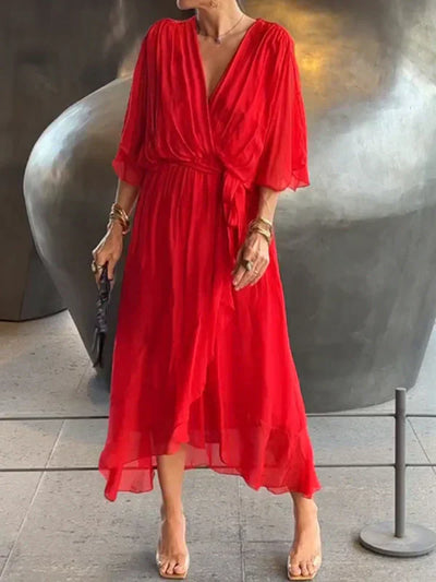 Renata™ Vestido de Gasa Escote V